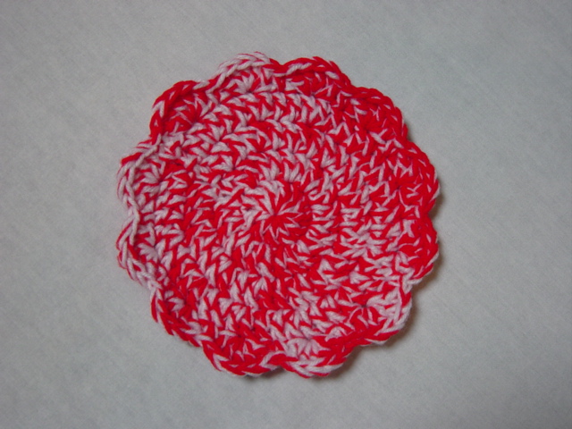 Crocheted Pot holder red/white Crocheted Pot holder red/white