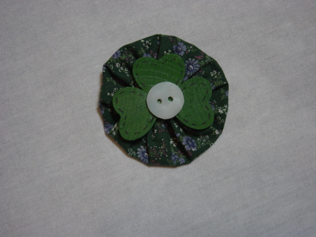 St. Patrick's Day Pin dk green